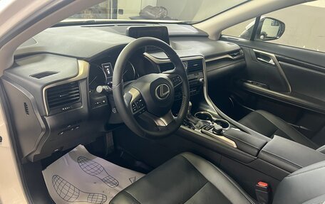 Lexus RX IV рестайлинг, 2017 год, 4 200 000 рублей, 8 фотография