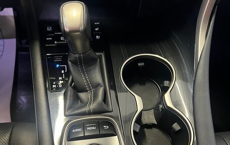 Lexus RX IV рестайлинг, 2017 год, 4 200 000 рублей, 22 фотография