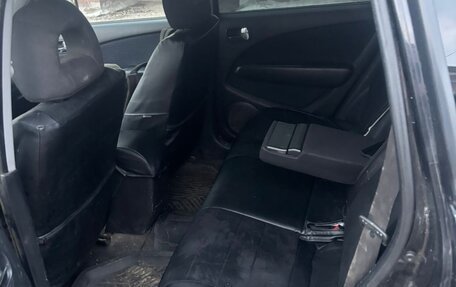 Mitsubishi Outlander III рестайлинг 3, 2007 год, 650 000 рублей, 13 фотография