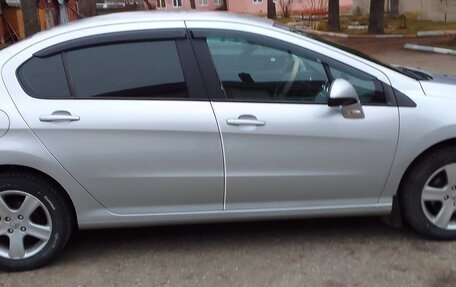 Peugeot 408 I рестайлинг, 2012 год, 600 000 рублей, 3 фотография