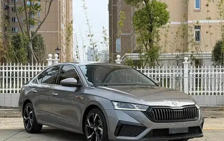 Skoda Octavia IV, 2022 год, 2 200 000 рублей, 3 фотография