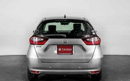 Honda Fit, 2020 год, 1 200 000 рублей, 4 фотография