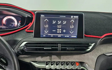 Peugeot 5008 II, 2021 год, 1 980 027 рублей, 12 фотография