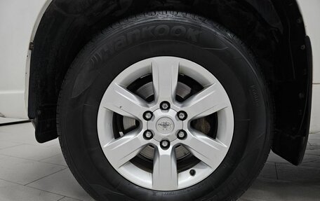 Toyota Land Cruiser Prado 150 рестайлинг 2, 2014 год, 2 590 000 рублей, 15 фотография