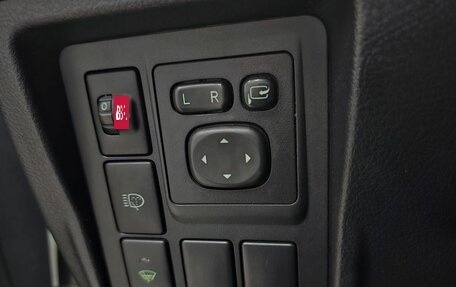 Toyota Land Cruiser Prado 150 рестайлинг 2, 2014 год, 2 590 000 рублей, 10 фотография