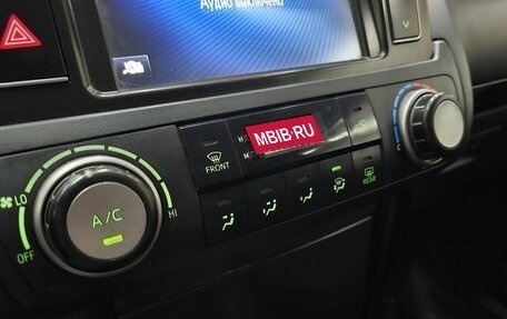 Toyota Land Cruiser Prado 150 рестайлинг 2, 2014 год, 2 590 000 рублей, 8 фотография