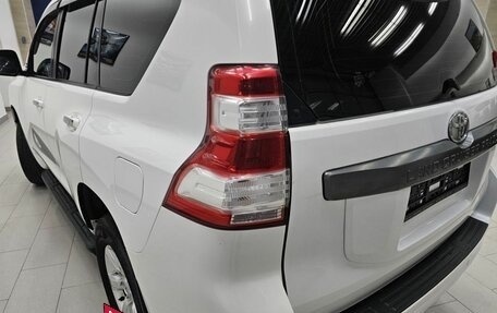 Toyota Land Cruiser Prado 150 рестайлинг 2, 2014 год, 2 590 000 рублей, 14 фотография