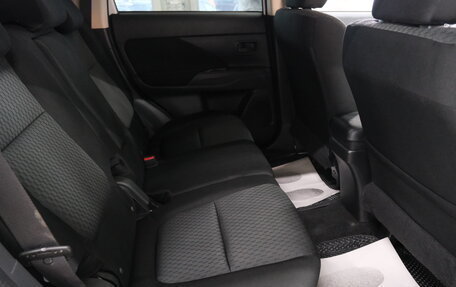 Mitsubishi Outlander III рестайлинг 3, 2014 год, 1 489 000 рублей, 25 фотография