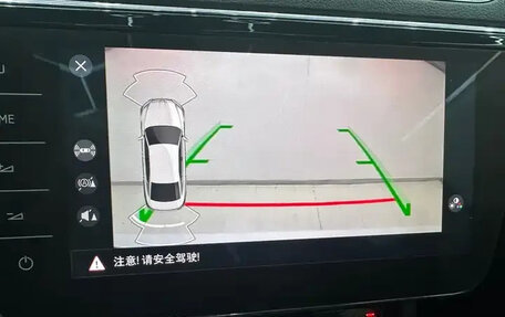 Skoda Superb III рестайлинг, 2022 год, 1 990 000 рублей, 16 фотография