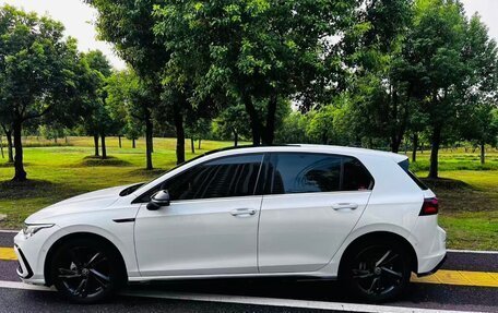 Volkswagen Golf VIII, 2022 год, 1 830 000 рублей, 7 фотография