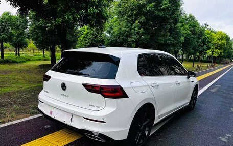 Volkswagen Golf VIII, 2022 год, 1 830 000 рублей, 6 фотография