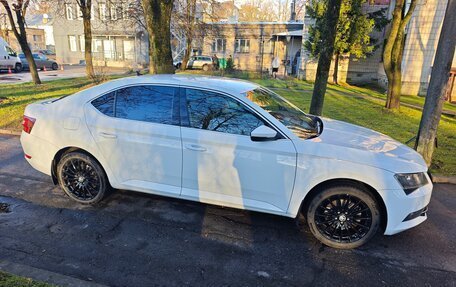 Skoda Superb III рестайлинг, 2017 год, 2 060 000 рублей, 6 фотография