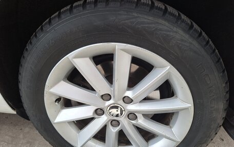 Skoda Superb III рестайлинг, 2014 год, 1 175 000 рублей, 16 фотография