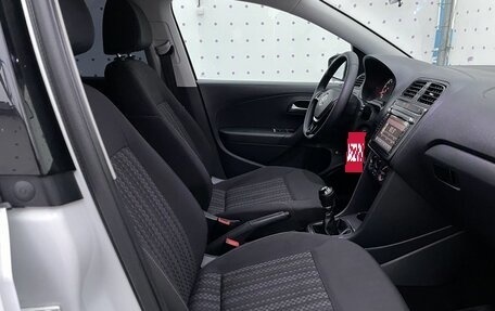 Volkswagen Polo VI (EU Market), 2016 год, 915 000 рублей, 12 фотография