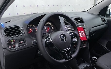 Volkswagen Polo VI (EU Market), 2016 год, 915 000 рублей, 15 фотография