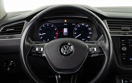 Volkswagen Tiguan II, 2018 год, 2 649 953 рублей, 14 фотография