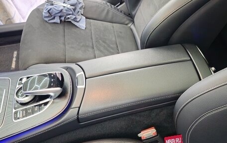 Mercedes-Benz E-Класс, 2019 год, 3 500 000 рублей, 7 фотография