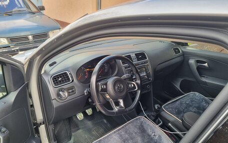 Volkswagen Polo VI (EU Market), 2018 год, 1 560 000 рублей, 4 фотография