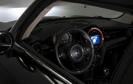 MINI Hatch, 2019 год, 1 418 000 рублей, 18 фотография