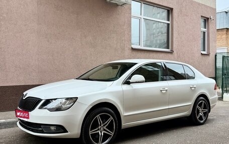 Skoda Superb III рестайлинг, 2013 год, 930 000 рублей, 1 фотография