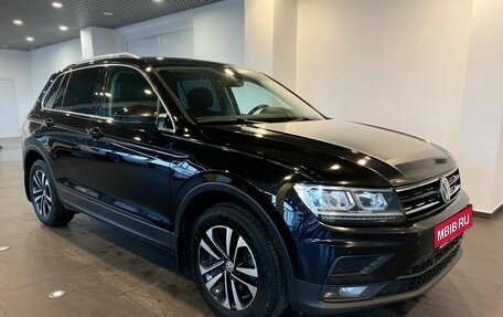 Volkswagen Tiguan II, 2020 год, 2 030 000 рублей, 1 фотография