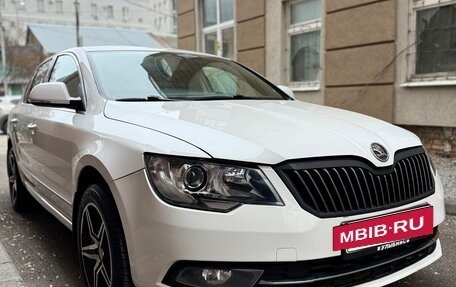 Skoda Superb III рестайлинг, 2013 год, 930 000 рублей, 9 фотография