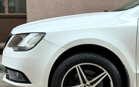 Skoda Superb III рестайлинг, 2013 год, 930 000 рублей, 20 фотография