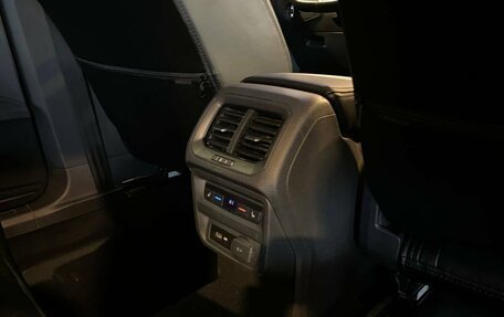 Volkswagen Tiguan II, 2020 год, 2 030 000 рублей, 35 фотография