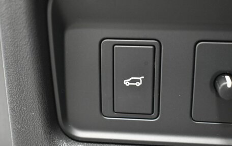 Land Rover Discovery Sport I рестайлинг, 2018 год, 2 390 000 рублей, 24 фотография