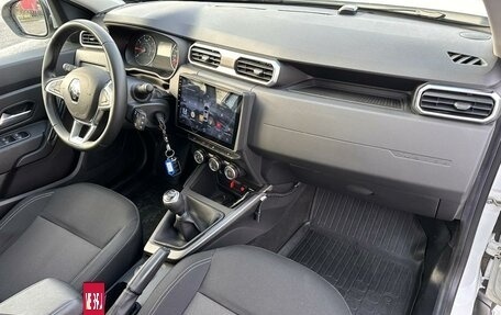 Renault Duster, 2022 год, 1 999 000 рублей, 12 фотография