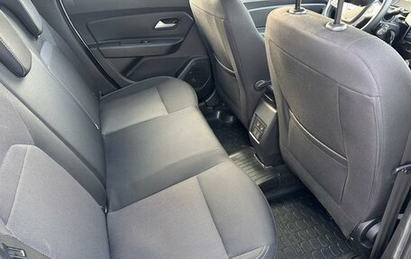 Renault Duster, 2022 год, 1 999 000 рублей, 21 фотография