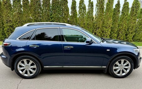 Infiniti FX I, 2007 год, 1 480 000 рублей, 11 фотография