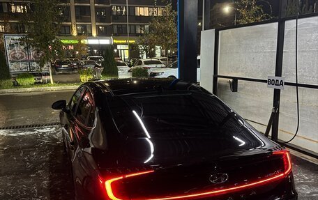 Hyundai Sonata VIII, 2019 год, 2 190 000 рублей, 2 фотография