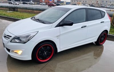 Hyundai Solaris II рестайлинг, 2015 год, 1 100 000 рублей, 1 фотография