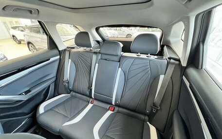 Geely Atlas, 2024 год, 3 979 690 рублей, 21 фотография