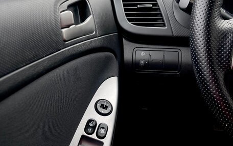 Hyundai Solaris II рестайлинг, 2015 год, 1 100 000 рублей, 8 фотография