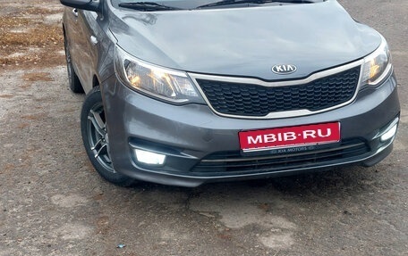 KIA Rio III рестайлинг, 2015 год, 1 020 000 рублей, 1 фотография