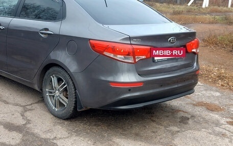 KIA Rio III рестайлинг, 2015 год, 1 020 000 рублей, 4 фотография