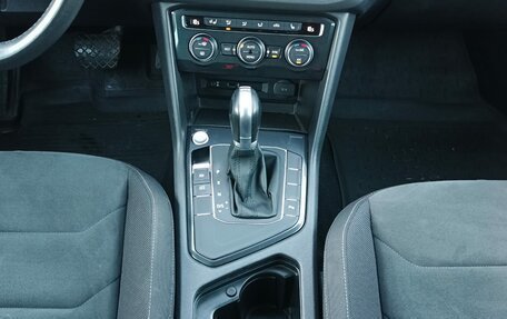 Volkswagen Tiguan II, 2017 год, 1 999 000 рублей, 18 фотография