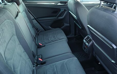 Volkswagen Tiguan II, 2017 год, 1 999 000 рублей, 21 фотография