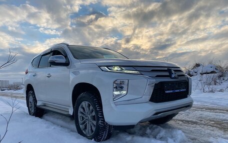 Mitsubishi Pajero Sport III рестайлинг, 2021 год, 4 150 000 рублей, 1 фотография