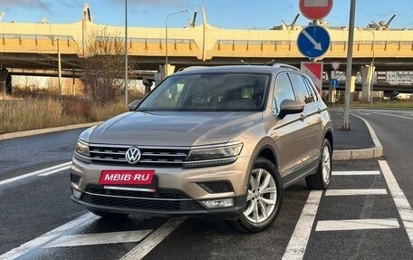 Volkswagen Tiguan II, 2017 год, 1 849 000 рублей, 3 фотография