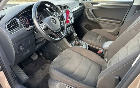 Volkswagen Tiguan II, 2017 год, 1 849 000 рублей, 10 фотография