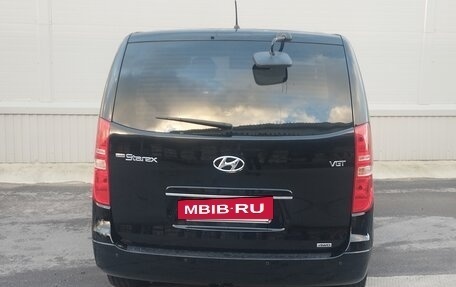 Hyundai Grand Starex Grand Starex I рестайлинг 2, 2020 год, 4 700 000 рублей, 8 фотография