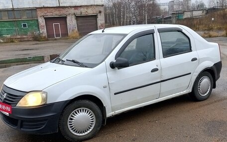 Renault Logan I, 2013 год, 310 000 рублей, 3 фотография