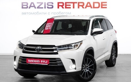 Toyota Highlander III, 2016 год, 3 399 999 рублей, 2 фотография