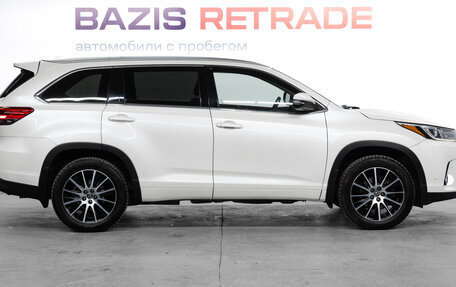 Toyota Highlander III, 2016 год, 3 399 999 рублей, 5 фотография