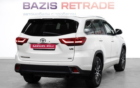 Toyota Highlander III, 2016 год, 3 399 999 рублей, 6 фотография