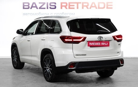 Toyota Highlander III, 2016 год, 3 399 999 рублей, 8 фотография