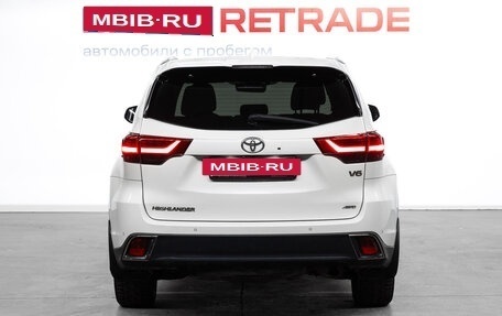 Toyota Highlander III, 2016 год, 3 399 999 рублей, 7 фотография